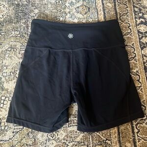 Athleta 5” Black Bike Shorts Size XS Stretch EUC Women’s
